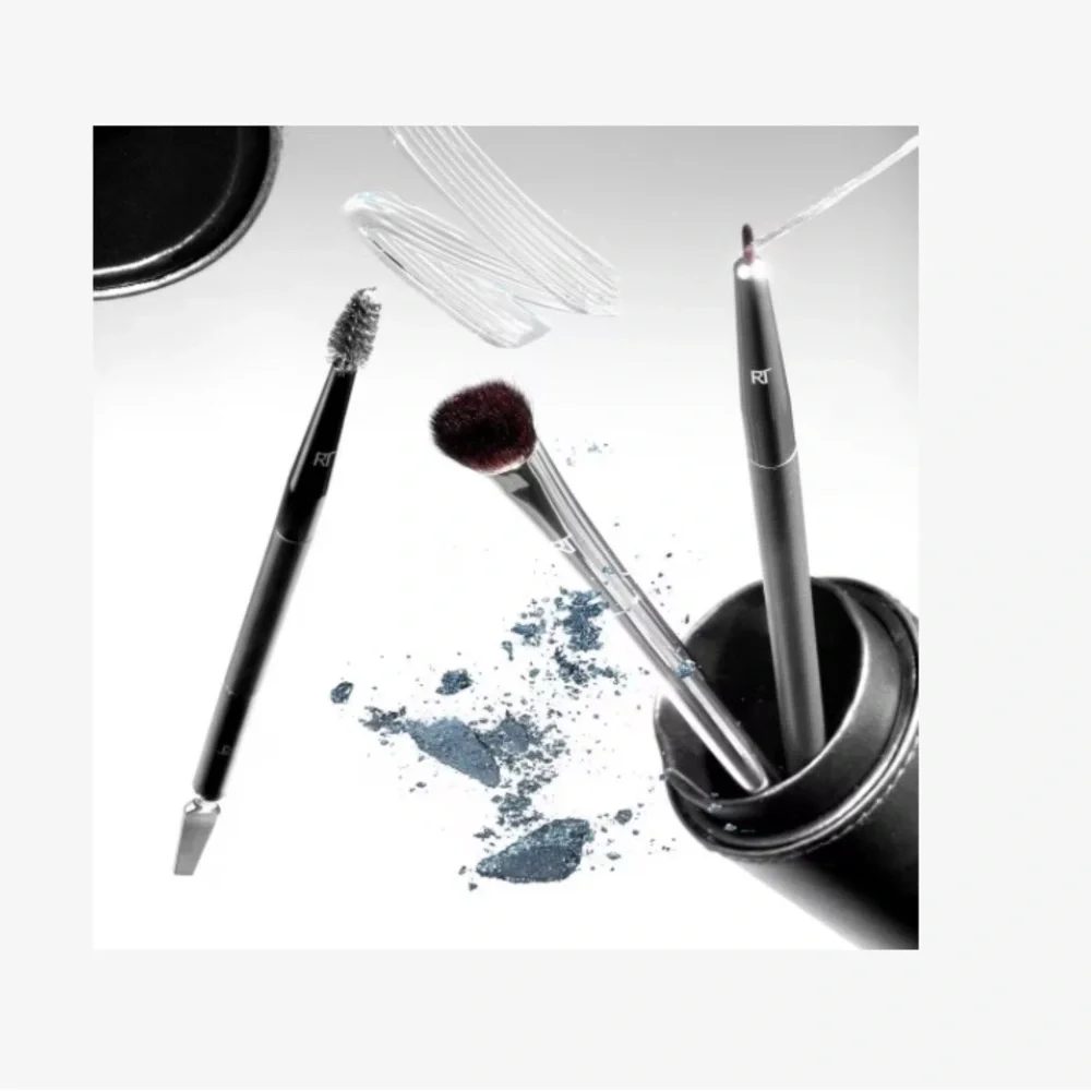 CHROME ERA maxed out eyes + brow set real techniques limited edition